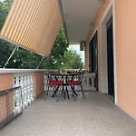 Spomenka شقة *