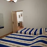 Spomenka شقة