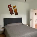 شقة Spomenka سيلين