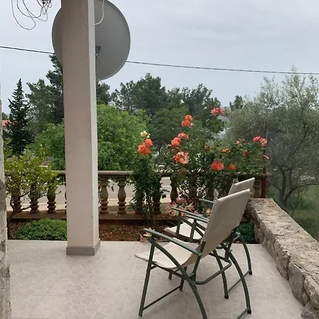 Spomenka Apartman *