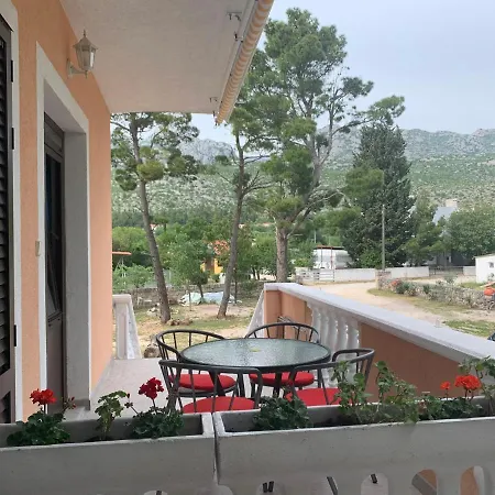 Spomenka * سيلين