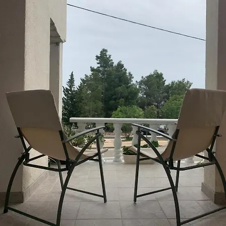 Spomenka