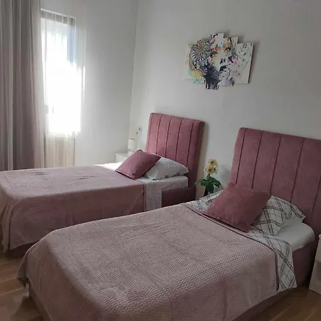 Spomenka Apartman Seline
