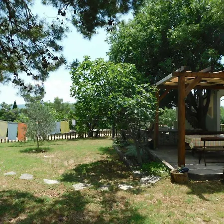 Spomenka Apartman Seline