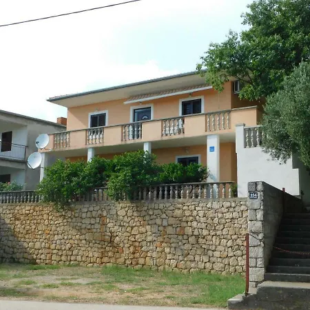 Spomenka Apartman Seline