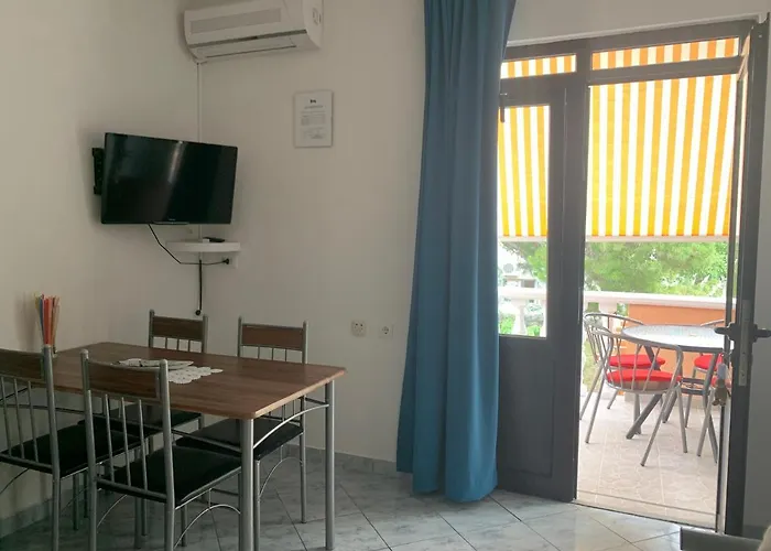 Apartamento Spomenka *