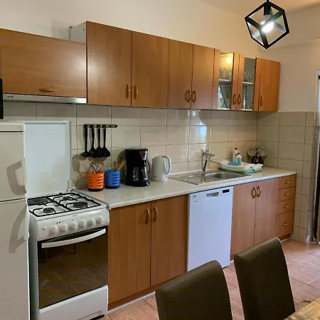 Apartamento Spomenka *