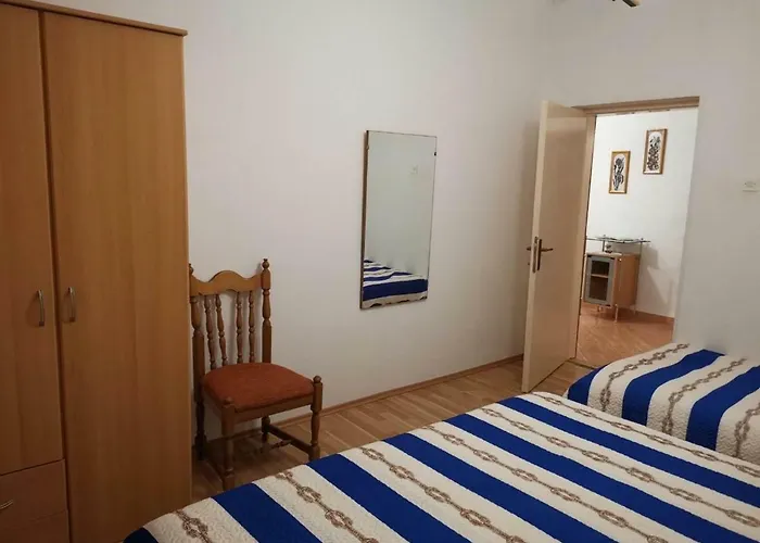 Spomenka *